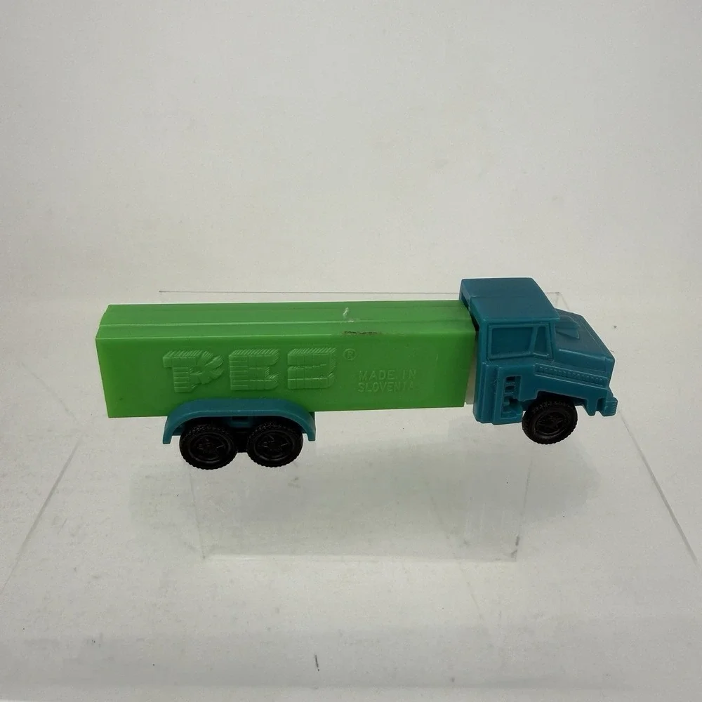 Vintage PEZ Truck Green & Blue No feet -  Made‎ in Slovenia